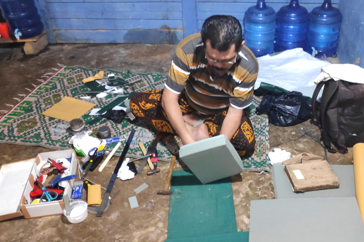 Pembuatan Kotak Penyimpanan Manuskrip