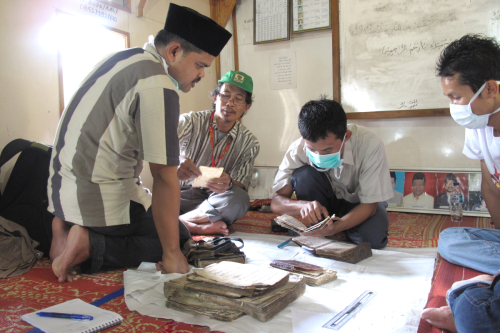 Pengidentifikasian Teks Manuskrip Koleksi Surau Calau